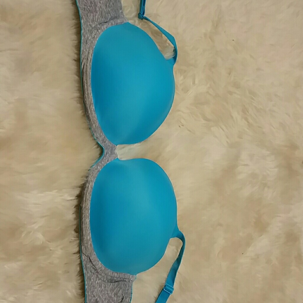 PINK by Victoria Tshirt bra 36DD